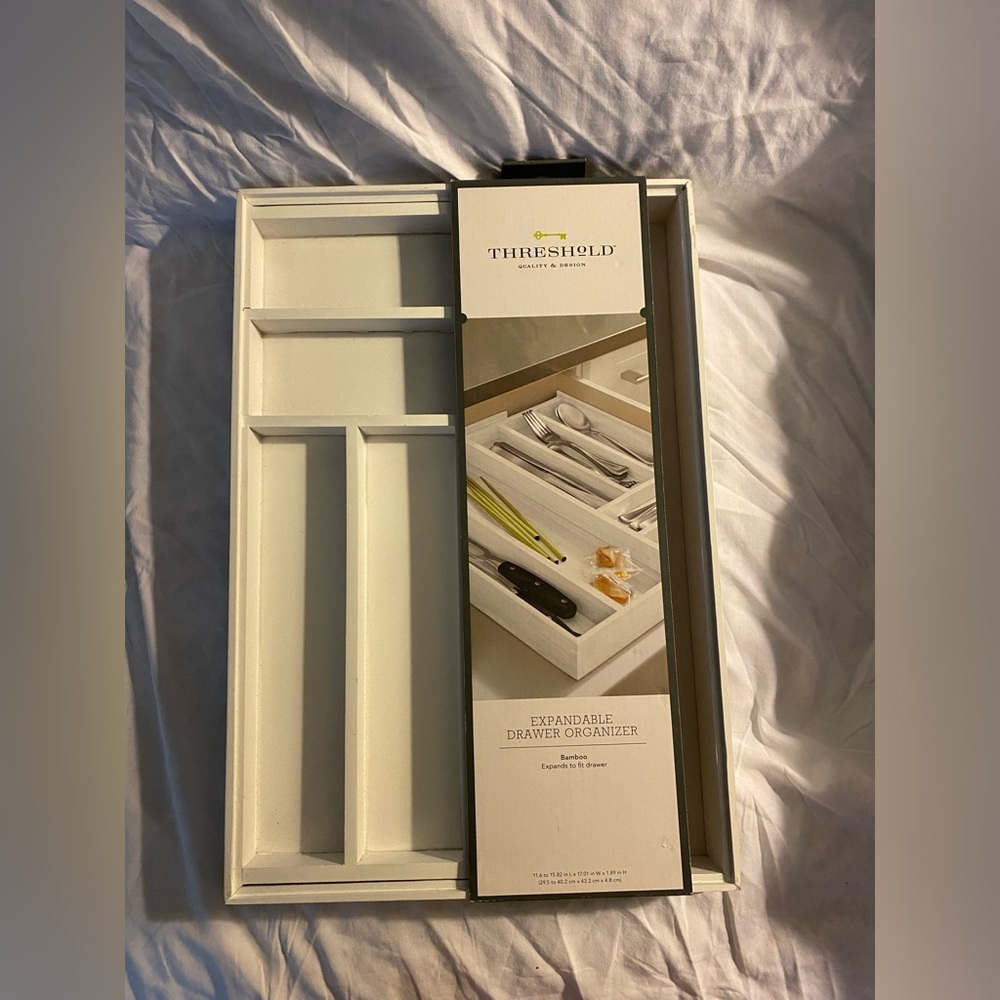 NWT Threshold expandable drawer organizer